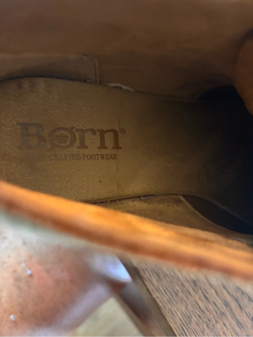 Woman’sBorn Suede Chukka Boots - Tan